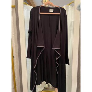 BNWT Movement Global Black Waterfull Cardigan Medium